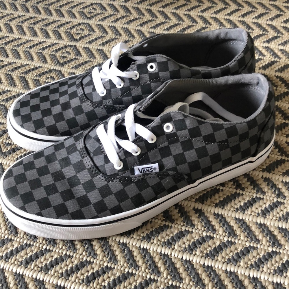 Vans Doheny Black and Gray Checkered Lace-up